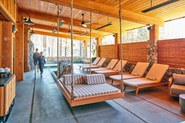 Yosemite Spa Resort | Rush Creek Lodge & Spa